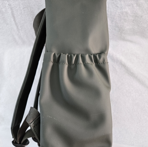 Hunter Olive Green Men's Backpack - Picture 3 of 14